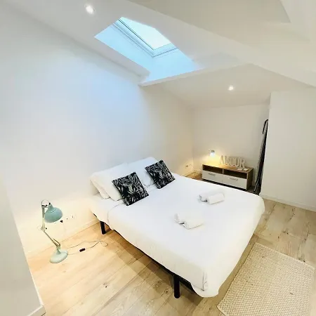 Appartement T2 Parking Conciergerie *