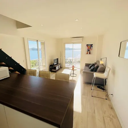 T2 Parking Conciergerie Bandol